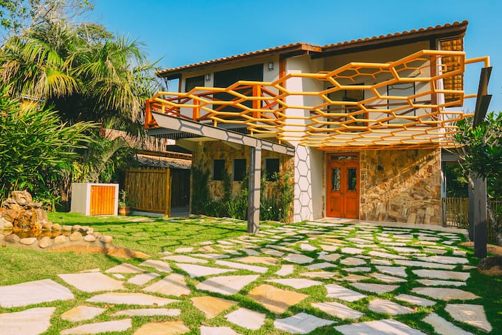 Entire home with 3 bedrooms in Ilhabela - Refúgio em meio à natureza com piscina privativa