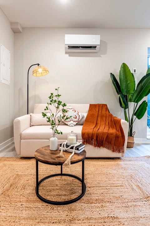 Popular Airbnb listing: Boho Retreat close to Downtown in Kitchissippi