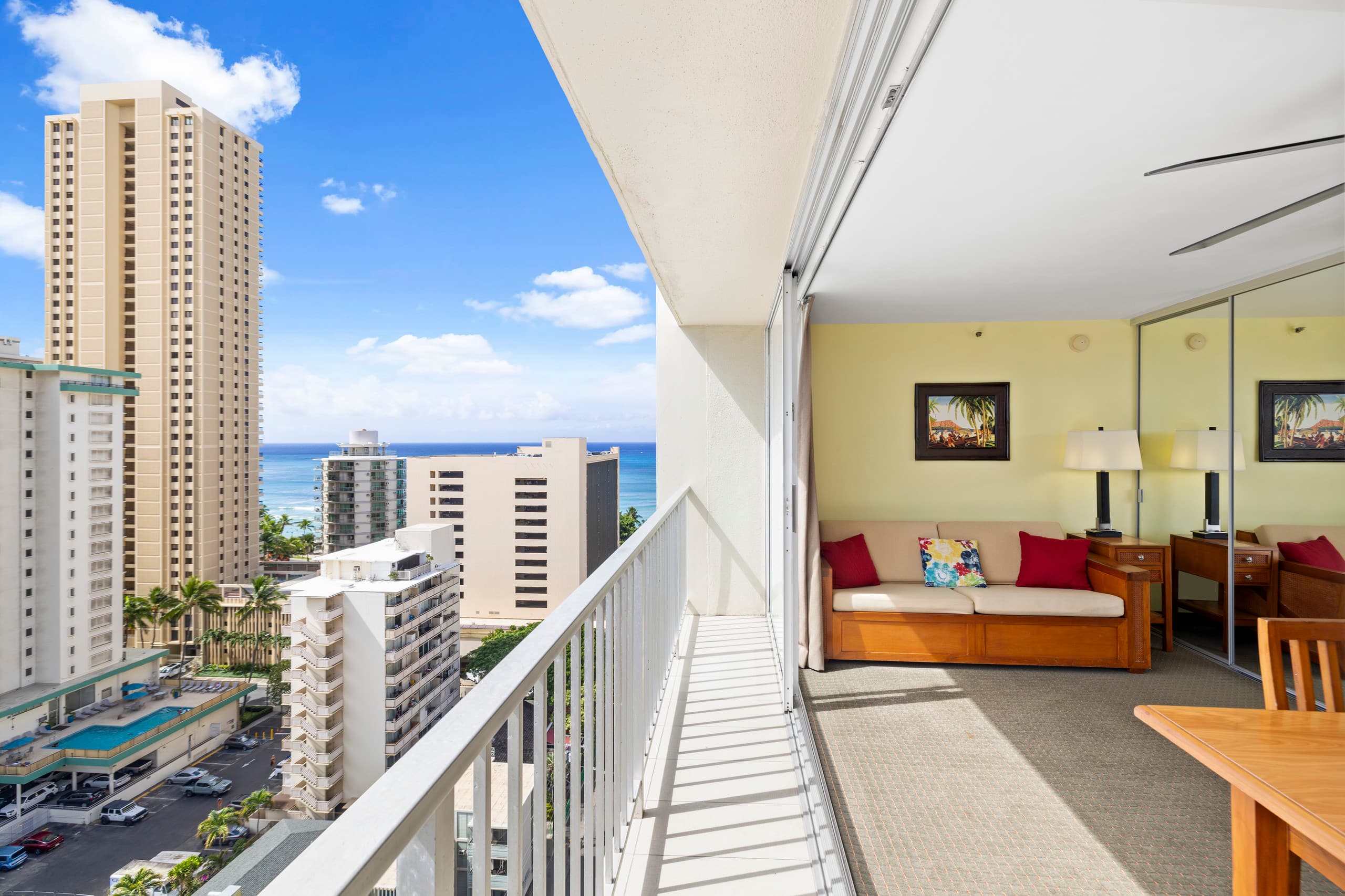 Condo in Honolulu · ★4.6 · 1 bedroom · 1 bed · 1 private bath - Image 6