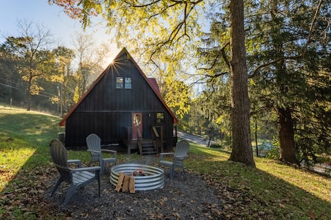 Comfy Cabin | Firepit | Huge Kitchen | Peaceful