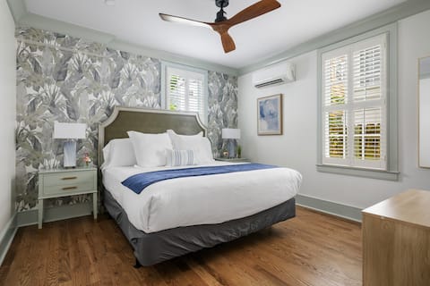 The Inns | Grand 9BR Charleston Downtown Home!