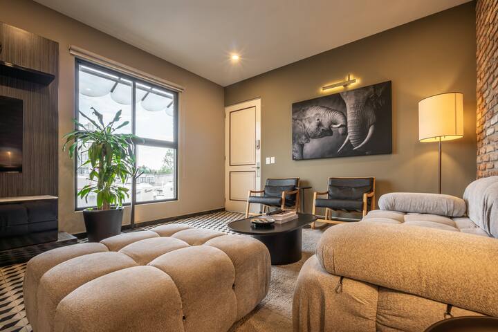 Premium 4BR Penthouse | Private Rooftop | Condesa gallery image 4