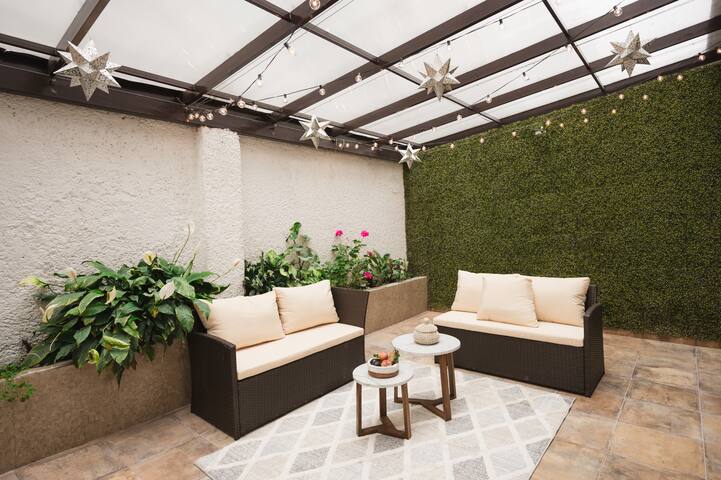 Designer House: Luxury & Style gallery image 3