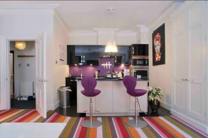 Cosy Gem by Covent Station gallery image 3