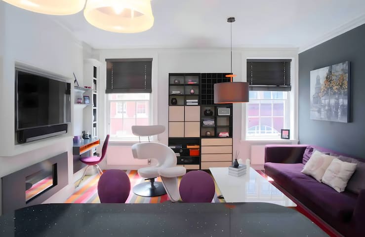 Cosy Gem by Covent Station