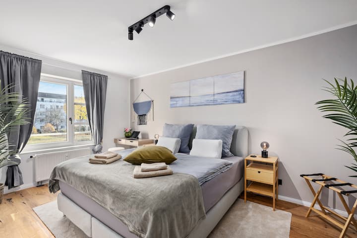 Edler Wohnraum: Apt Bora Kitchen Balcony Parking - Chemnitz