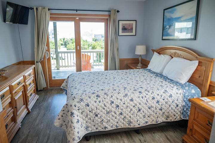 ორადგილიანი საძინებელი/ქვედა ტერასა/სლაიდერები