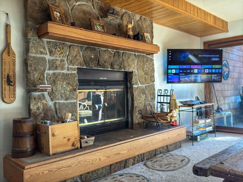 Top performing Airbnb: Big Sky Condo w/Free Shuttle—5 Min to Slopes in Big Sky
