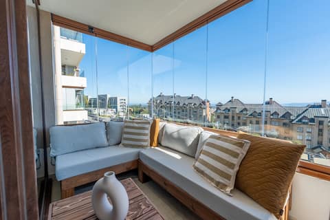 Apartment 2D. · Terrace · WiFi · Laundry · Parking