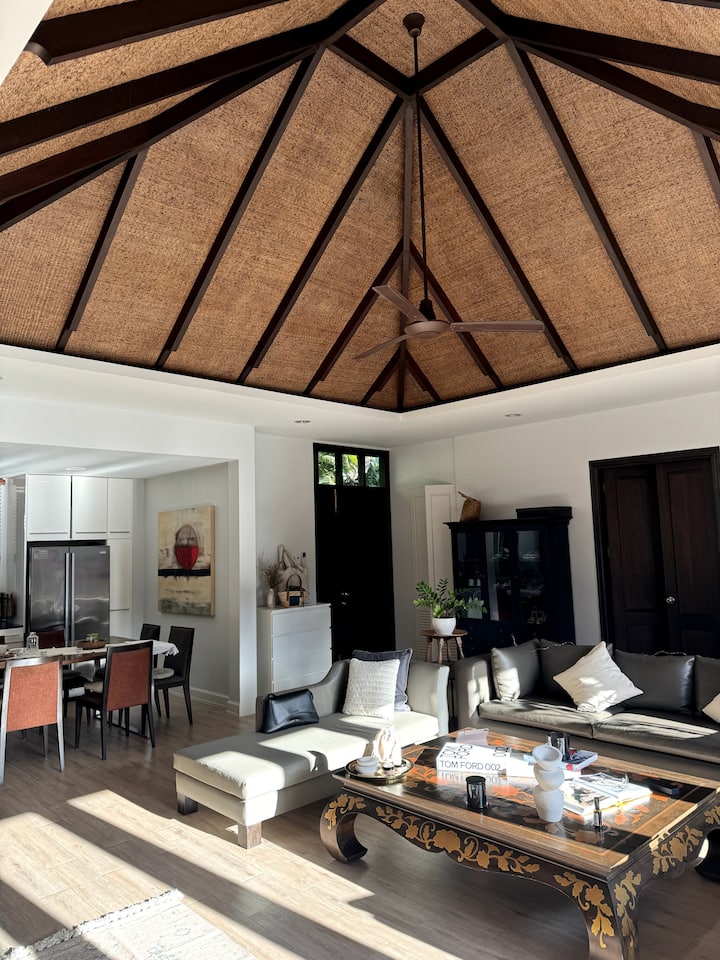 Stylish 3-bedroom Villa & Pool - Phuket