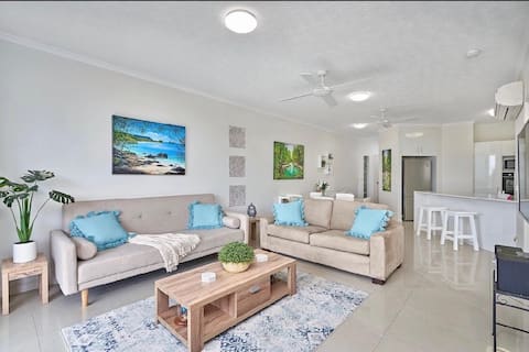 Top performing Airbnb: Golden Cowrie Trinity Beach in Trinity Beach
