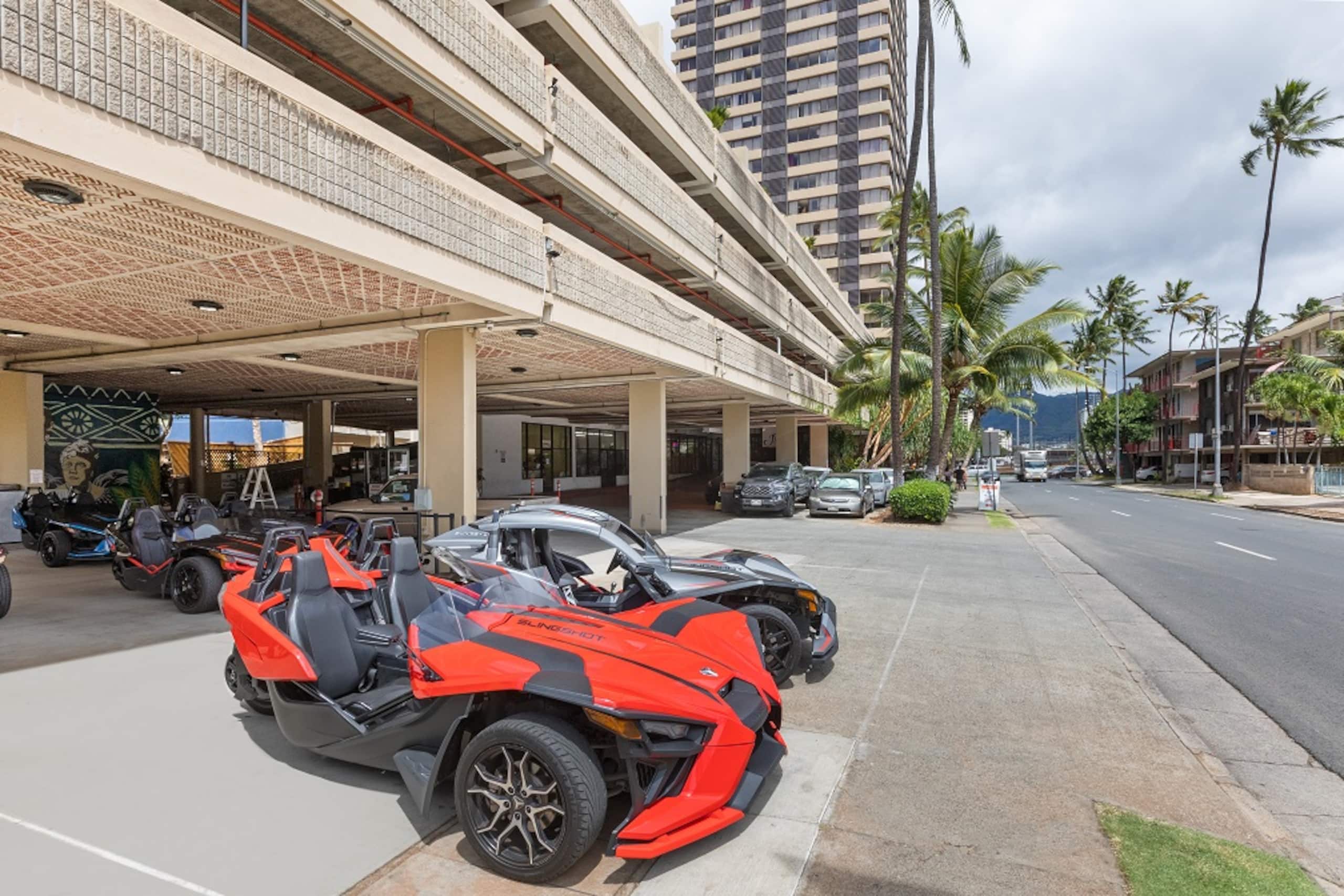 Modern Waikiki Oasis w/ Ocean View - Image 30