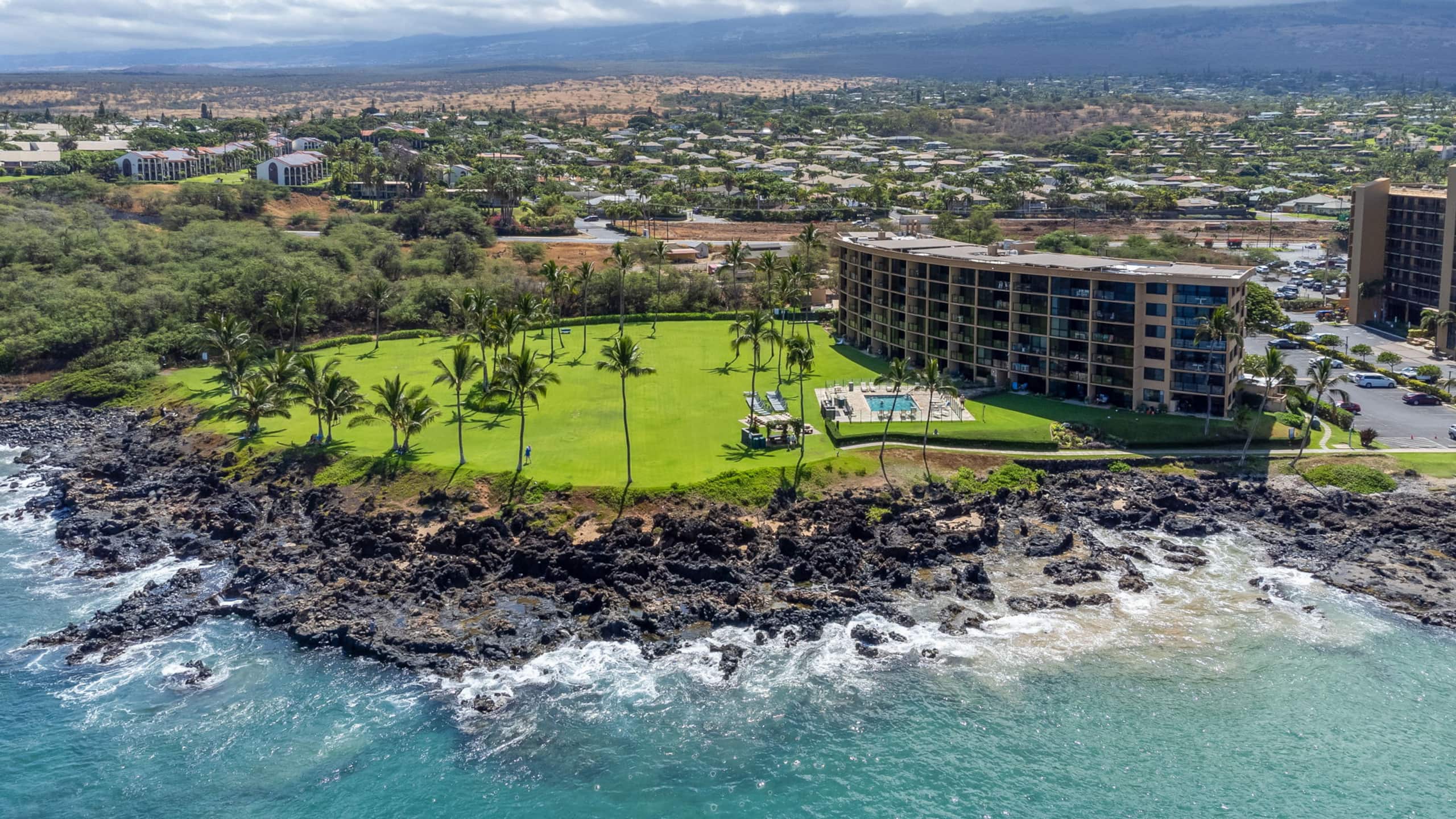 Kihei Surfside 108 - Ground Floor - Oceanfront -AC - Image 1
