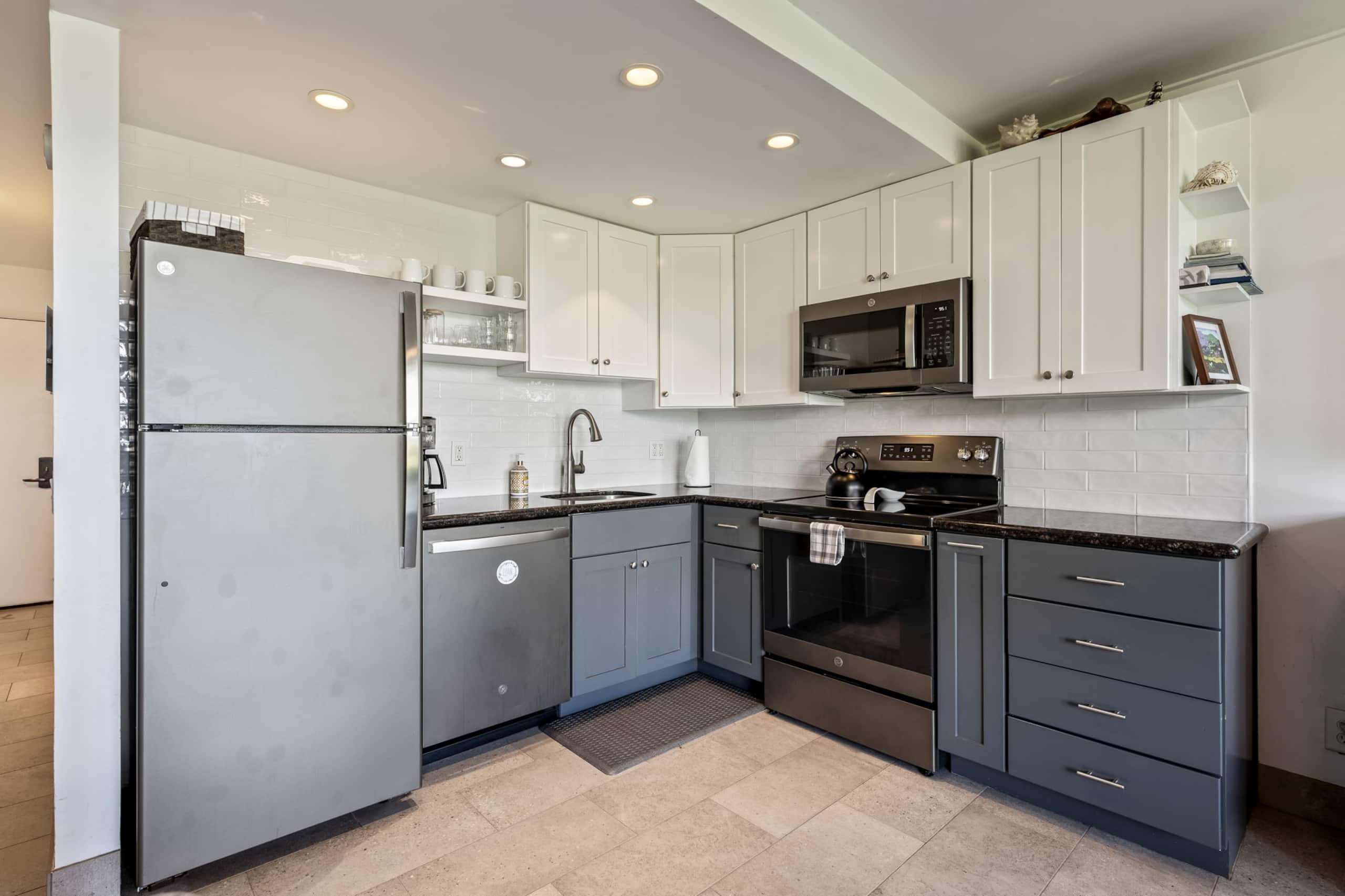 Kihei Surfside 108 - Ground Floor - Oceanfront -AC - Image 16
