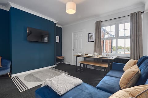 Spacious 3BR House – Near Seaham Beach & Station