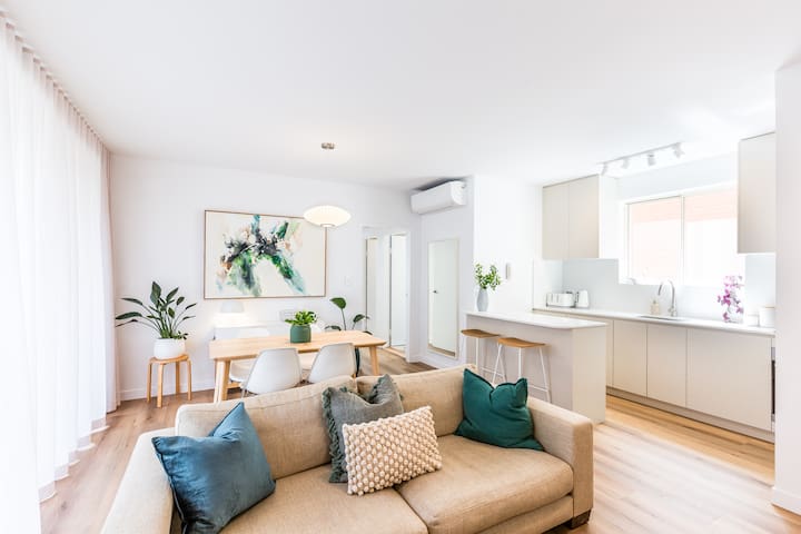 BrandNew Tama w/ Parking, Affordable, Beach Access