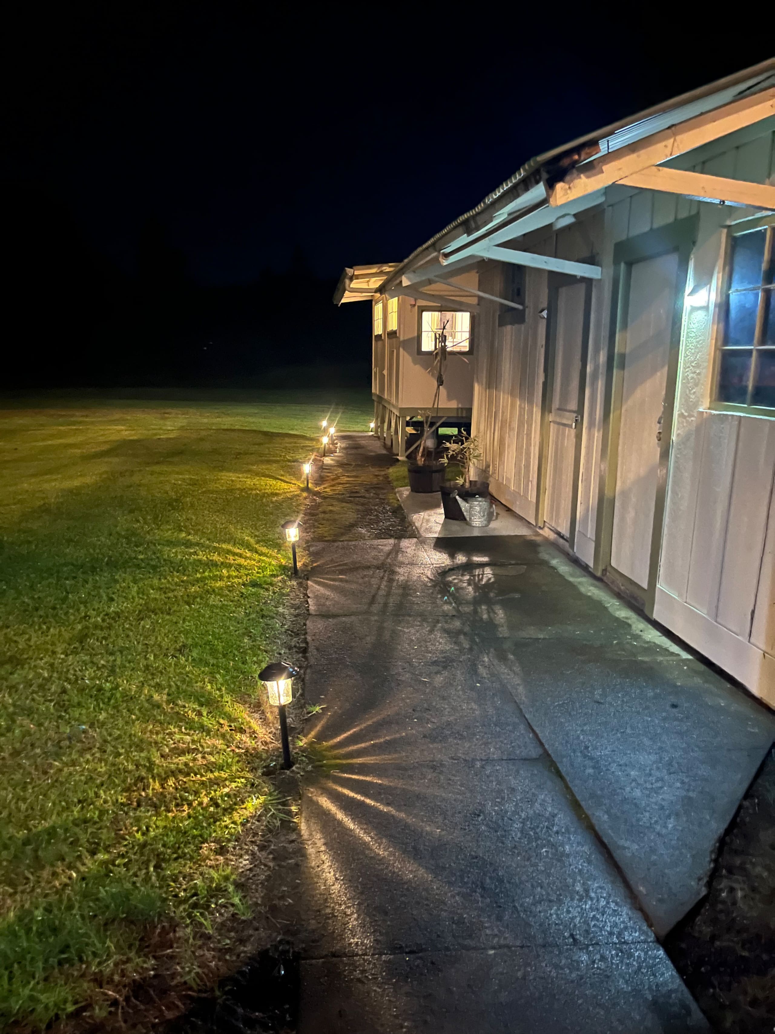 Guesthouse in Volcano · ★4.98 · Studio · 2 beds · 1 private bath - Image 1