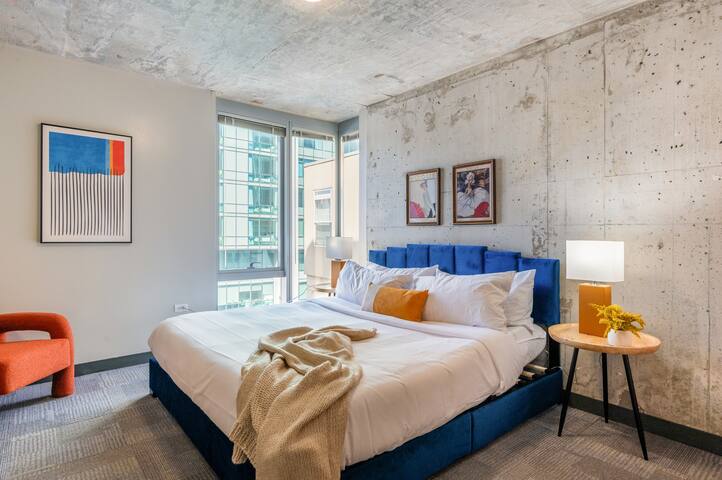 Downtown 3bd #7 near Park+Museums gallery image 2