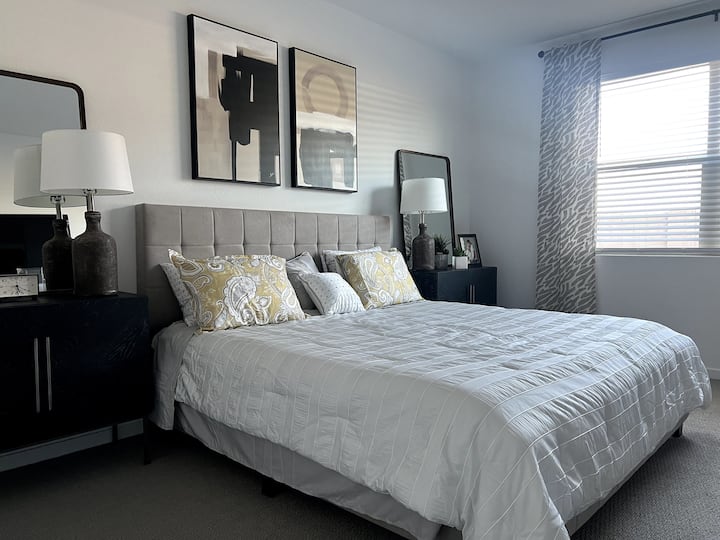 Schlafzimmer 1
