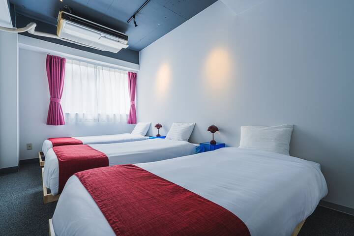 Shibuya 5min walk,5Bed＋1mat, Max, Safe,quiet place gallery image 5