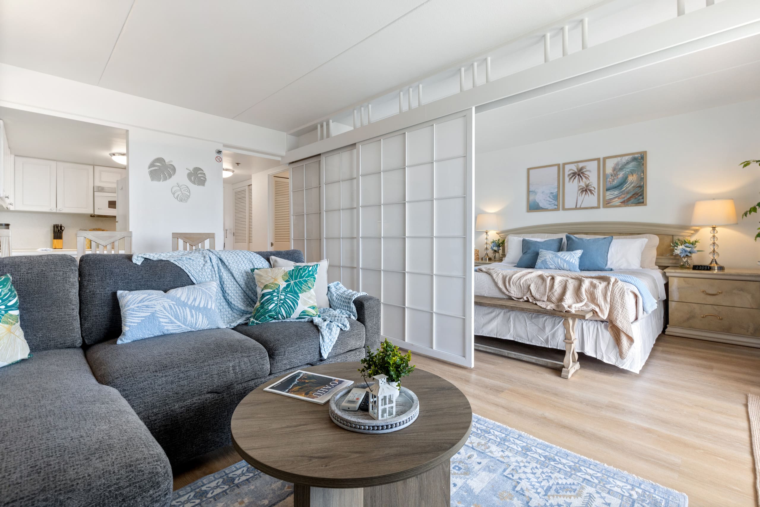 Condo in Honolulu · ★4.95 · 1 bedroom · 2 beds · 1 private bath - Image 18