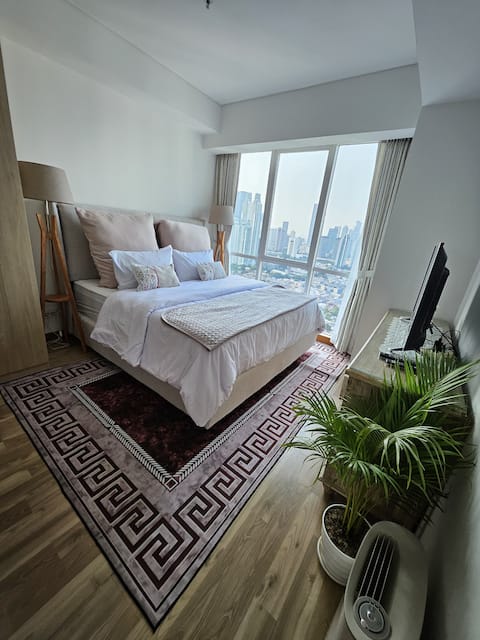 3BR Resort CBD Kuningan, Near LRT, Busway and Mall