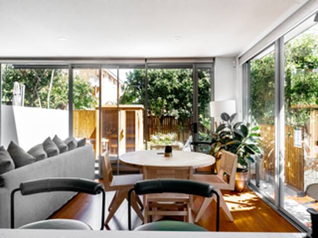 Wellness Retreat – Luxury Scandi Townhouse gallery image 4