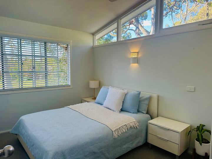 เตียงควีนไซส์