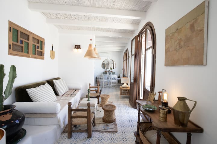 Ezaouira Riad - Èze