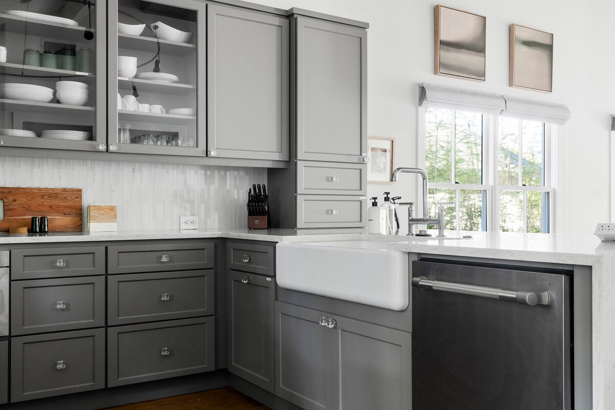 Kinney Cottage - Zilker Comfort - {NEW!}