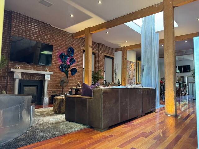 Curtis Park Casa gallery image 2