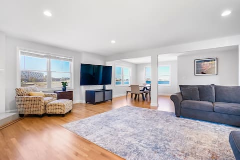 Newly renovated Boston Condo with Gorgeous View