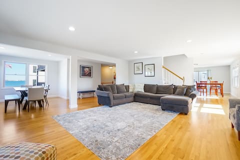 Newly renovated Boston Condo