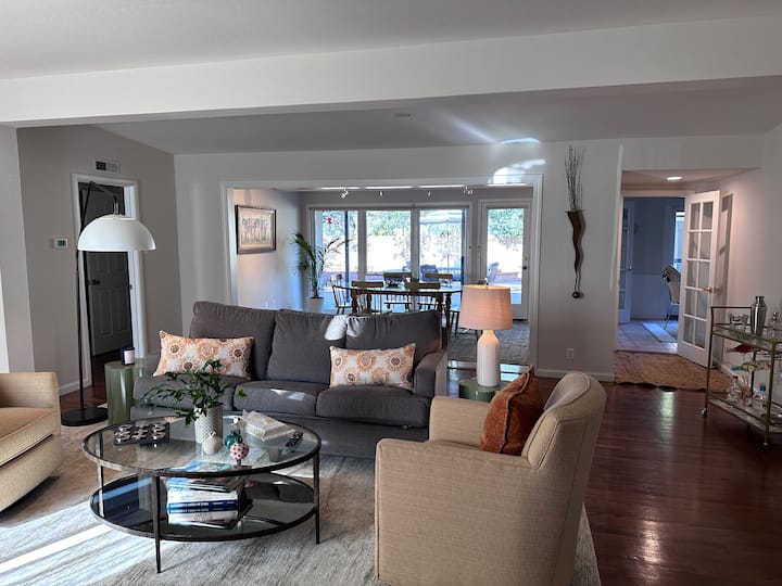 Furnished Mills Estates Gem:  Tranquil Living - Millbrae, CA