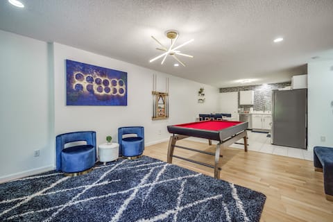 King Bed w/ Pool Table – Cozy Stay Near MassMutual