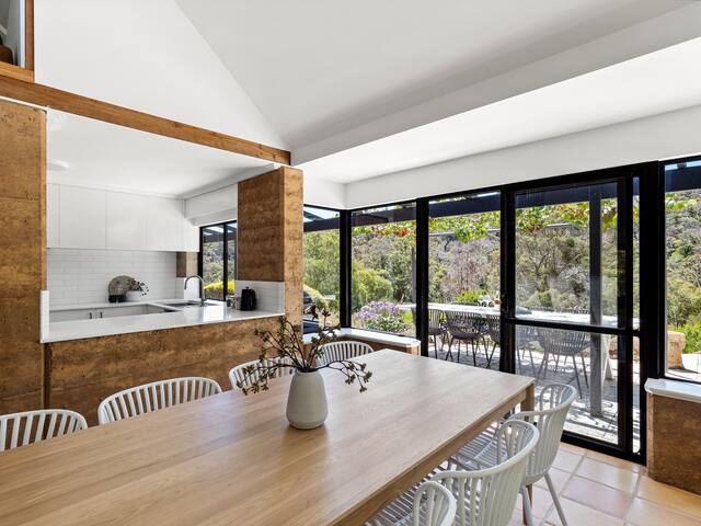 By the River – idyllic getaway gallery image 5