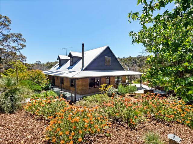 By the River – idyllic getaway gallery image 4