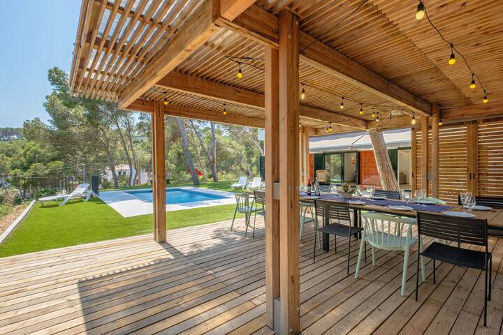 Wonderful villa in Tamariu, 5 min from beach gallery image 4