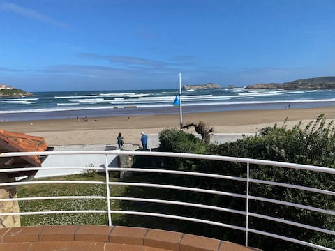 Beautiful villa located on the beachfront