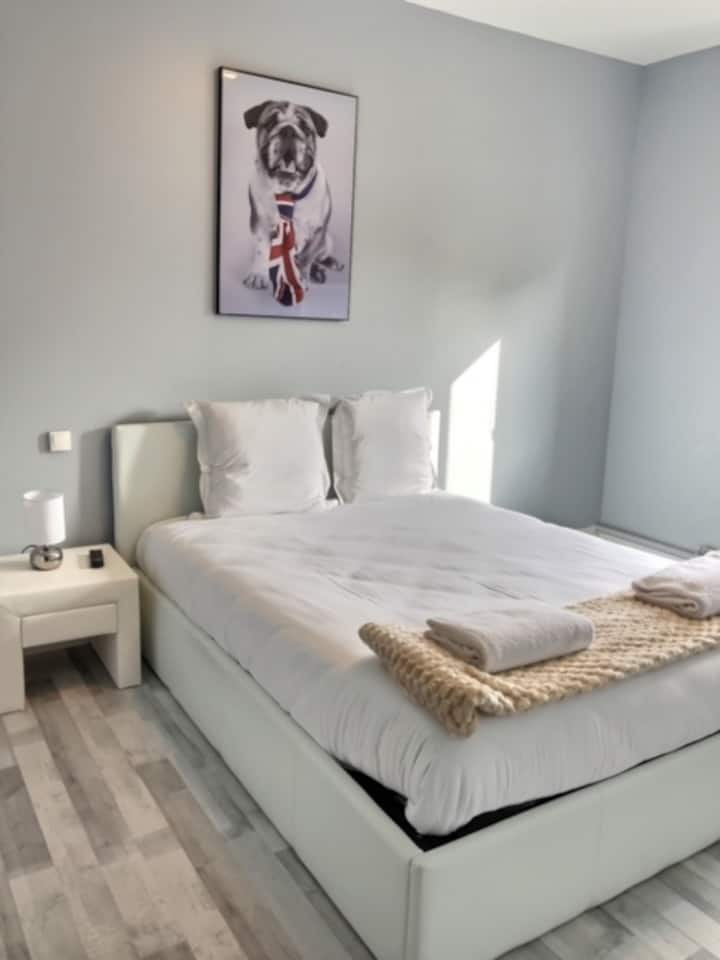 غرفة النوم 2