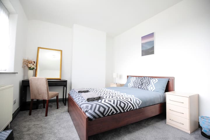 غرفة النوم 1