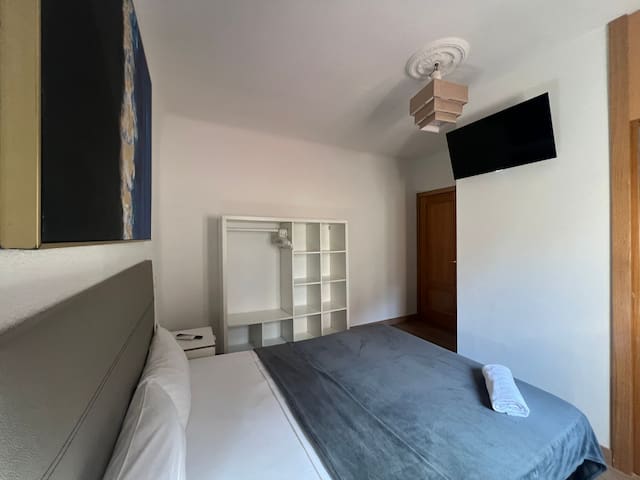 Amplio y reformado apartamento en Hortaleza gallery image 2