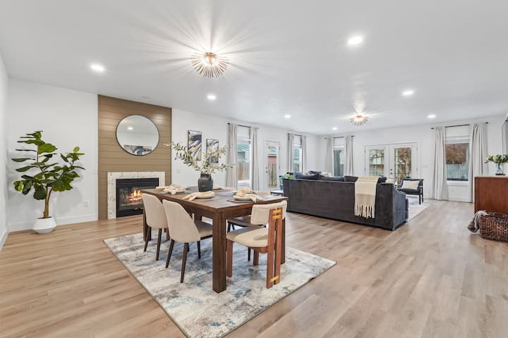 Insurance Displacements-4 Bedroom Meridian 83646 - Meridian, ID