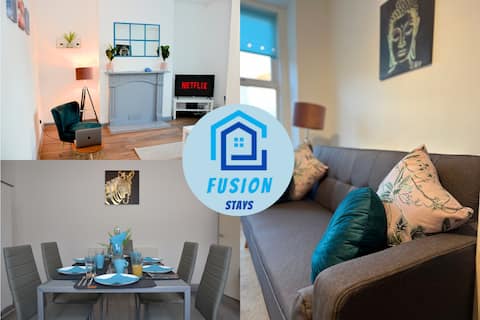 Top performing Airbnb: Stylish Retreat near Birkenhead & Liverpool in Wallasey