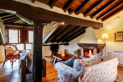 Primorías Camijanes, 4 seats, 15km from San Vicente