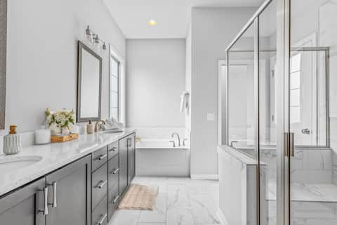 GameDay Fun | Grill | 1GB Wi-Fi | Arcade | Space