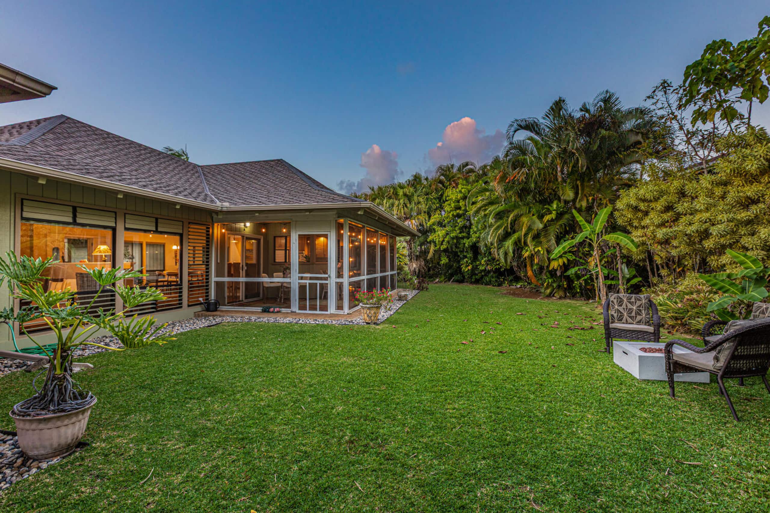 Home in Princeville · ★4.79 · 3 bedrooms · 3 beds · 2 baths - Image 15