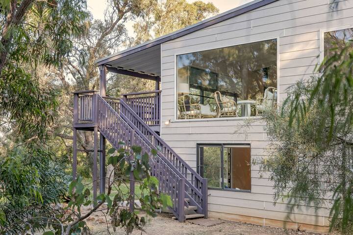 Anelga – Beachfront on Eagle Bay gallery image 2