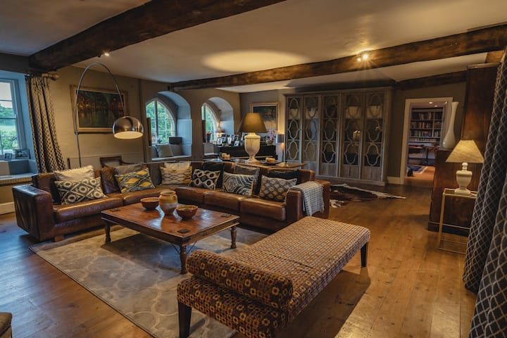 Farmhouse - Pool & Tennis Court - Warminster