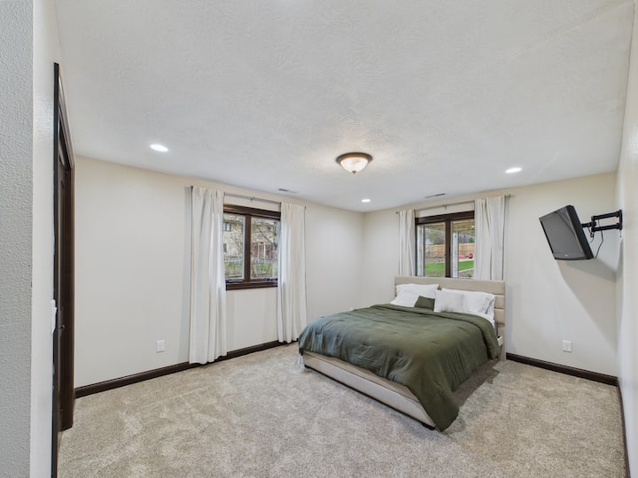 Bedroom 5